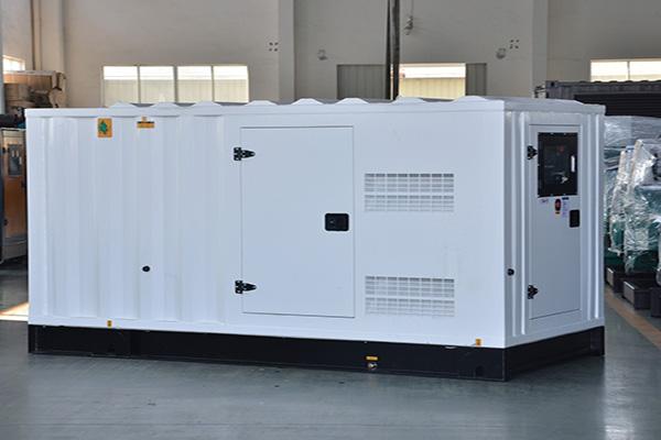 师宗发电机组气门间隙的调整周期是多久？