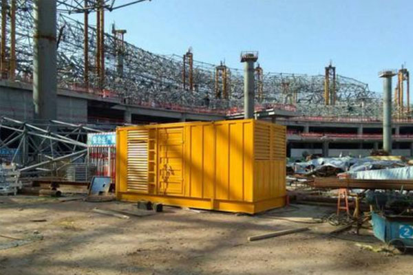 师宗发电机出租如何判断空气滤清器是否需要更换？