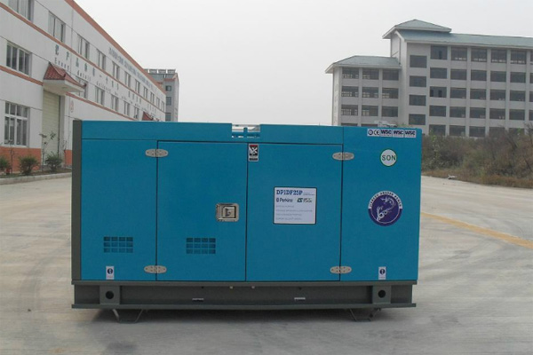 师宗发电机租赁如何正确安装空气滤清器？