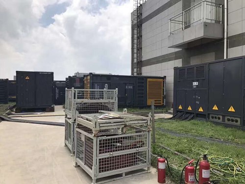 师宗除了定期检查，还有哪些方法可以及时发现接触式转速表探头的磨损？