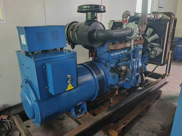 师宗100kW柴油发电机组使用多级机油有哪些优缺点？