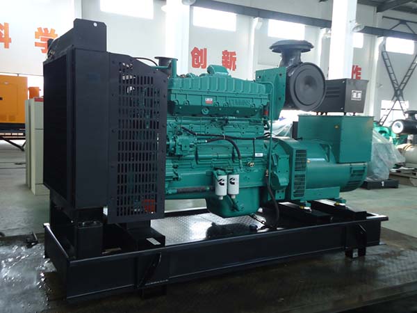 师宗更换发电机组燃油预热装置的加热元件需要哪些工具？